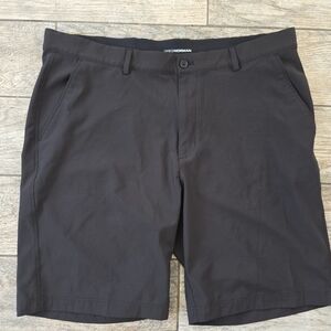 Greg Norman Collection Black Flat Front Men Athletic Shorts Sz 38